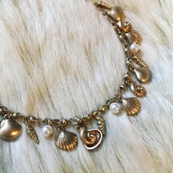 Fashion Jewelry Jewelry - Seashells Mermaid Vibes Necklace